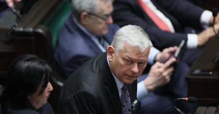 Gorąco w Sejmie. Zgorzelski reaguje na zachowanie Suskiego