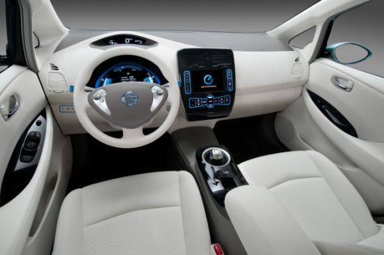 Elektryczne auto Nissana może być niebezpieczne dla przechodniów! 2