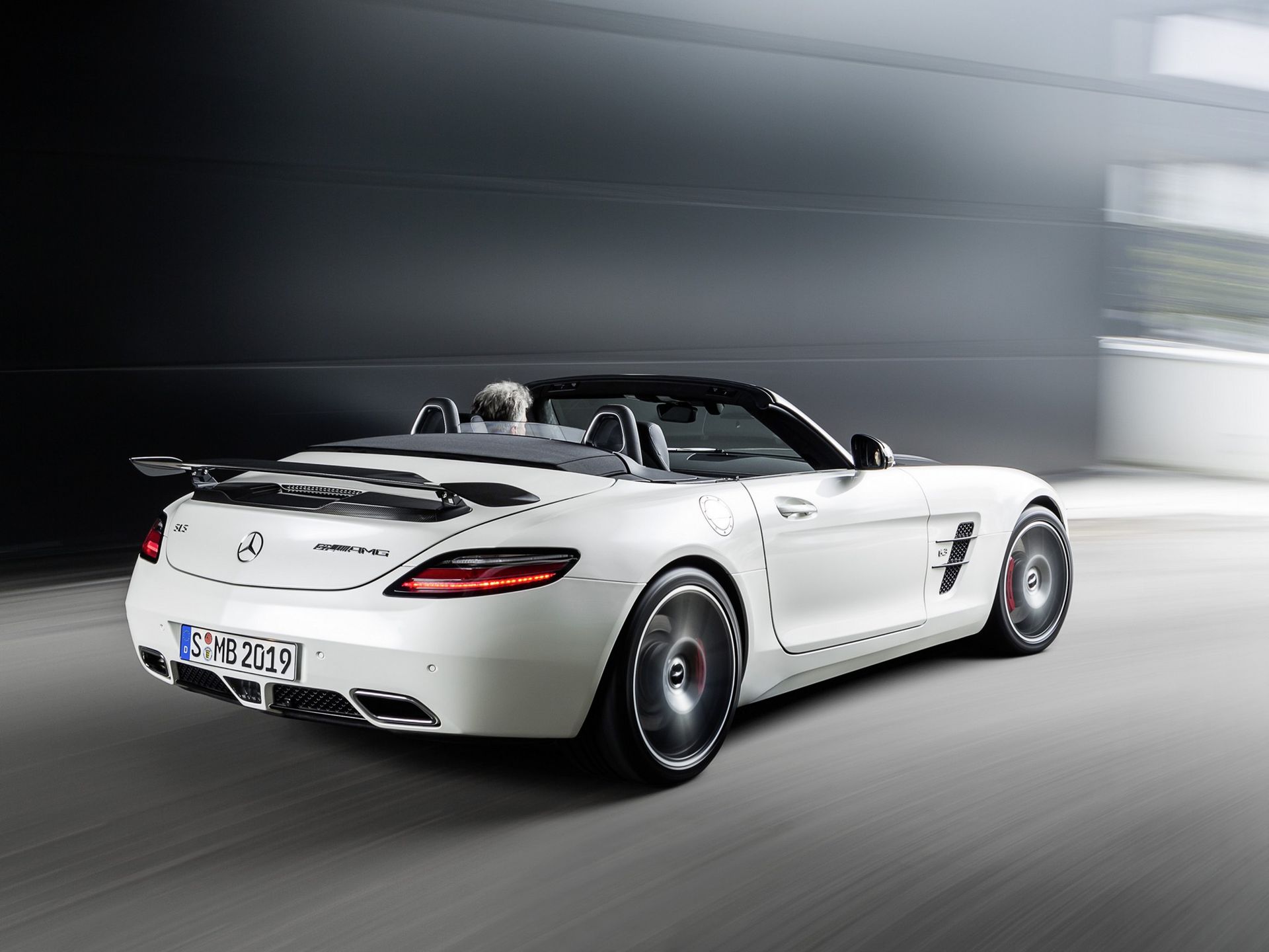 Żegnamy króla: odchodzi Mercedes-Benz SLS AMG 77
