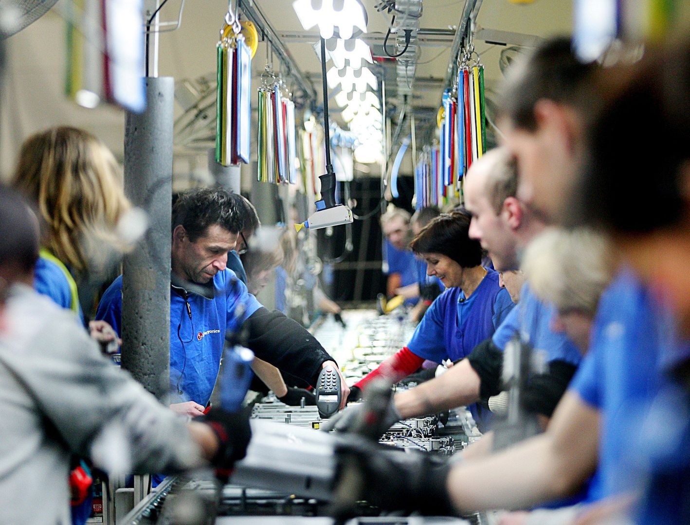 Oprócz sektora IT, w pierwszej trójce branż, które w ofertach pracy umieszczają wymagania dotyczące nowych technologii, znajduje się inżynieria, sprzedaż i produkcja, fot. ilustracyjne/ archiwalne P. Relikowski/Polska Press