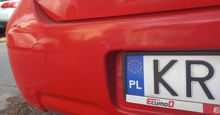 Skąd przyjechał kierowca? Tylko prawdziwy mistrz zgarnie 18/18