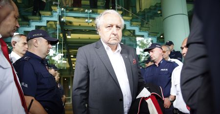 Strajk Kobiet. Prof. Andrzej Rzepliński dementuje: nie nazwałem protestujących "hołotą"