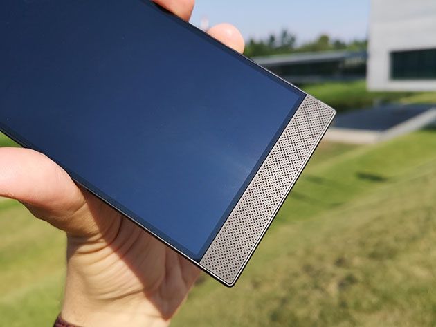 Razer Phone - telefon z dobrymi głośnikami