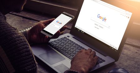 Zaskakujące wyniki Alphabet. Akcje e-giganta mocno w górę
