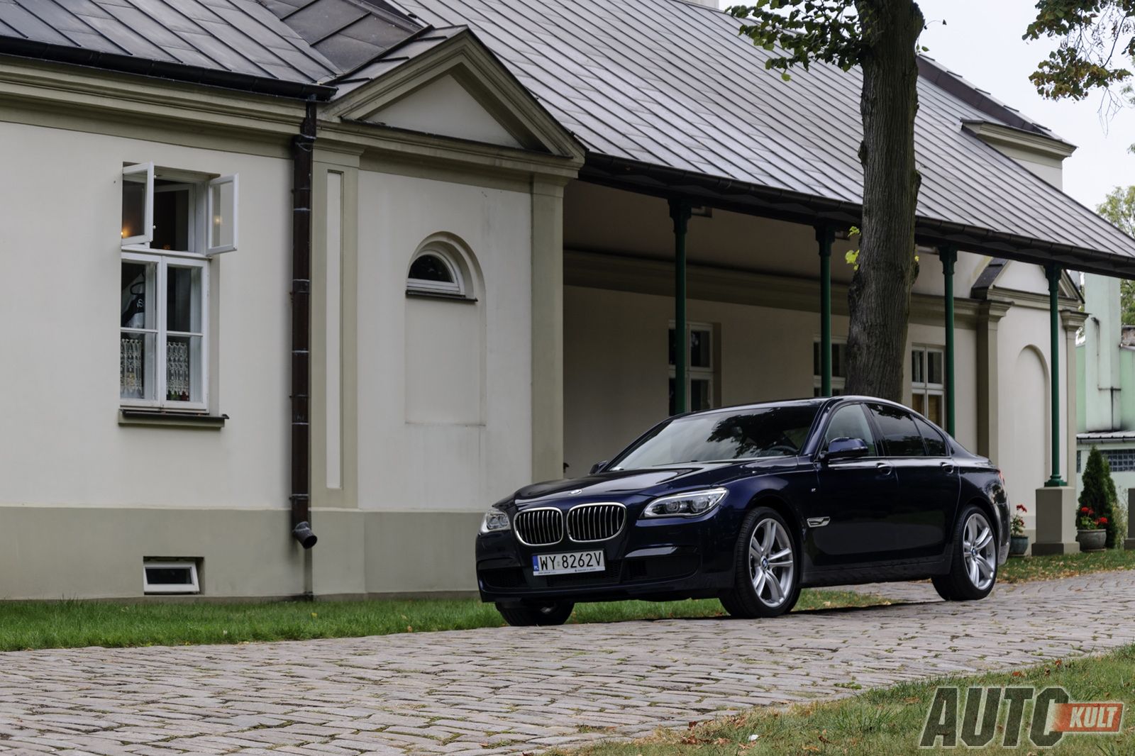 BMW 750d xDrive M-Sport kontra Audi A8 4.2 TDI quattro - test [galeria] 19