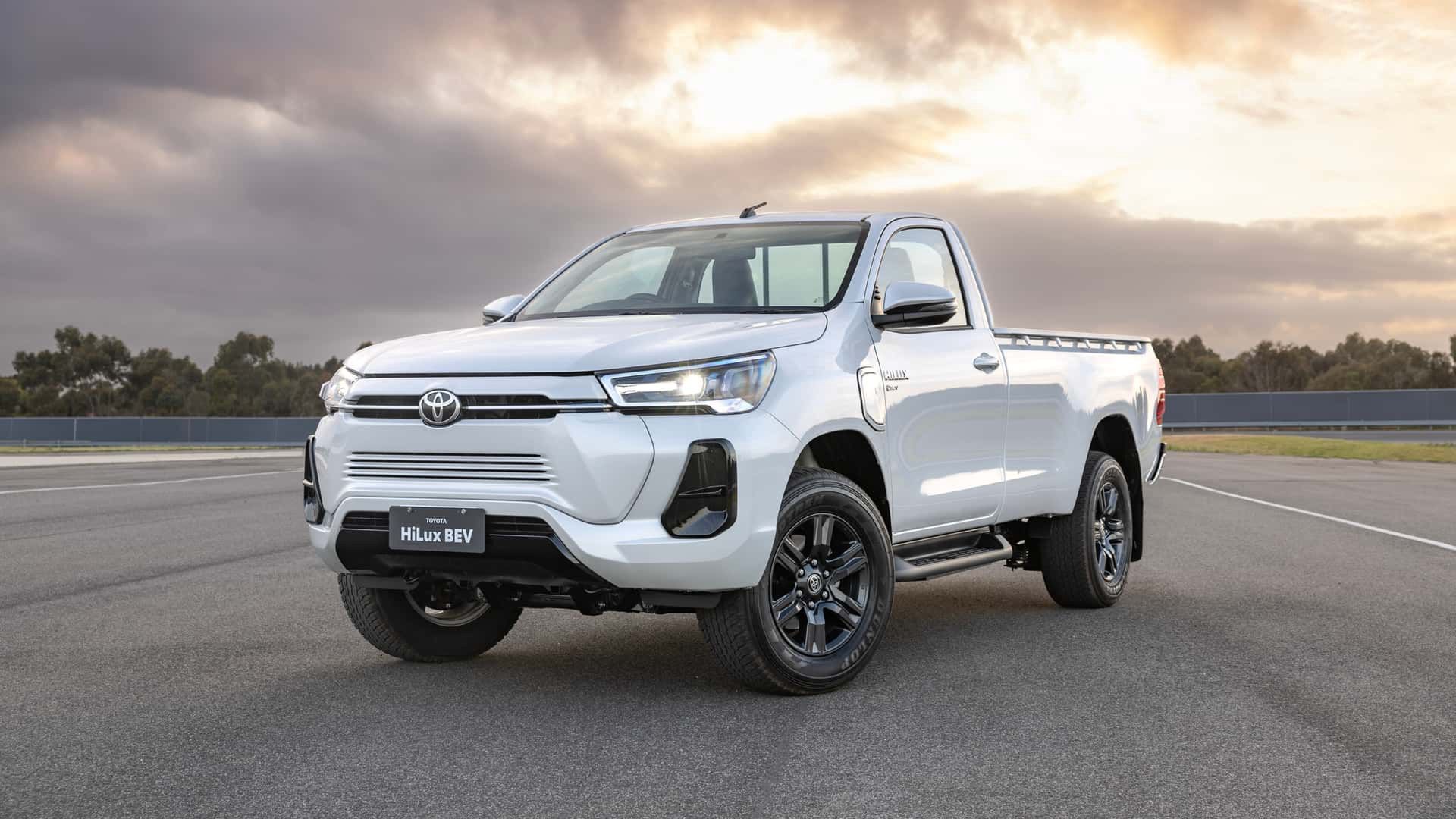Toyota Hilux BEV