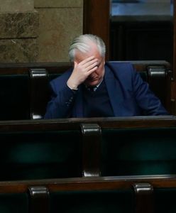 Kontrowersyjna okładka. Jarosław Gowin reaguje
