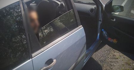 Nielegalny przewóz imigrantów zatrzymany przez policję