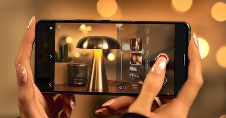 ASUS Zenfone 12 Ultra debiutuje w Polsce. Nowy flagowiec ma kilka mocnych stron