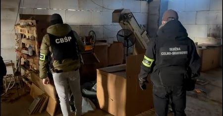 Tytoniowa kontrabanda za miliony. Służby rozbiły nielegalny proceder w Łódzkiem