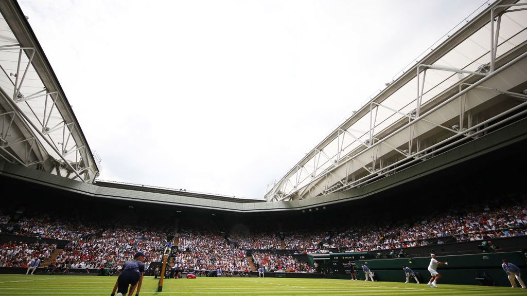 Zdjęcie okładkowe artykułu: Getty Images / Clive Mason / Na zdjęciu: kort centralny Wimbledonu