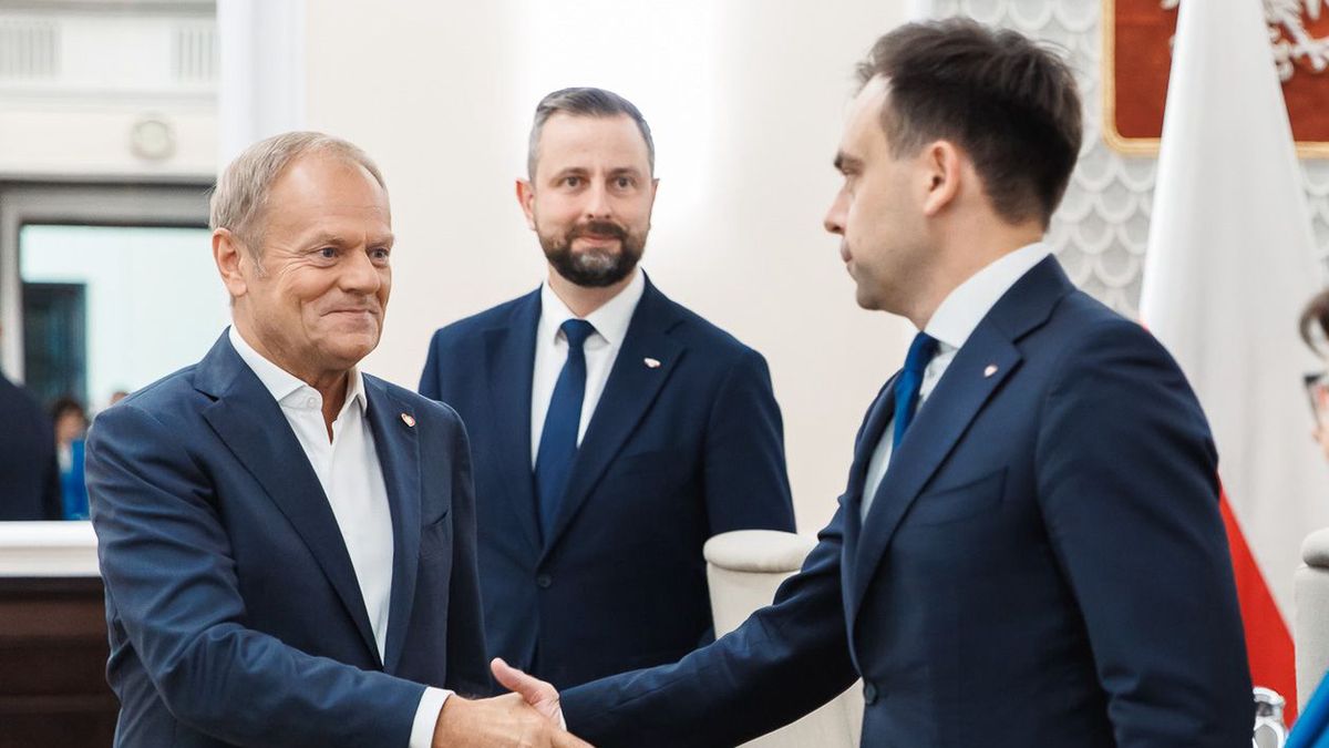 Premier Donald Tusk i minister finansów Andrzej Domański