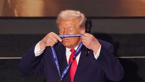 Trump "zniknął bez śladu". Ujawniają, dlaczego nie ma go na meczach MŚ