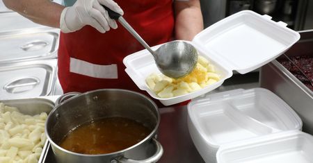 Oferuje 10 tysięcy netto. "Od miesiąca nie mogę znaleźć pracownika"