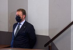 "Coś poszło nie tak". Łukasz Szumowski w szpitalu z koronawirusem. Dobitne komentarze