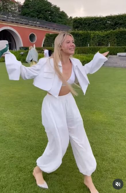 Kasia Moś w modnej stylizacji. Postawiła na alladynki