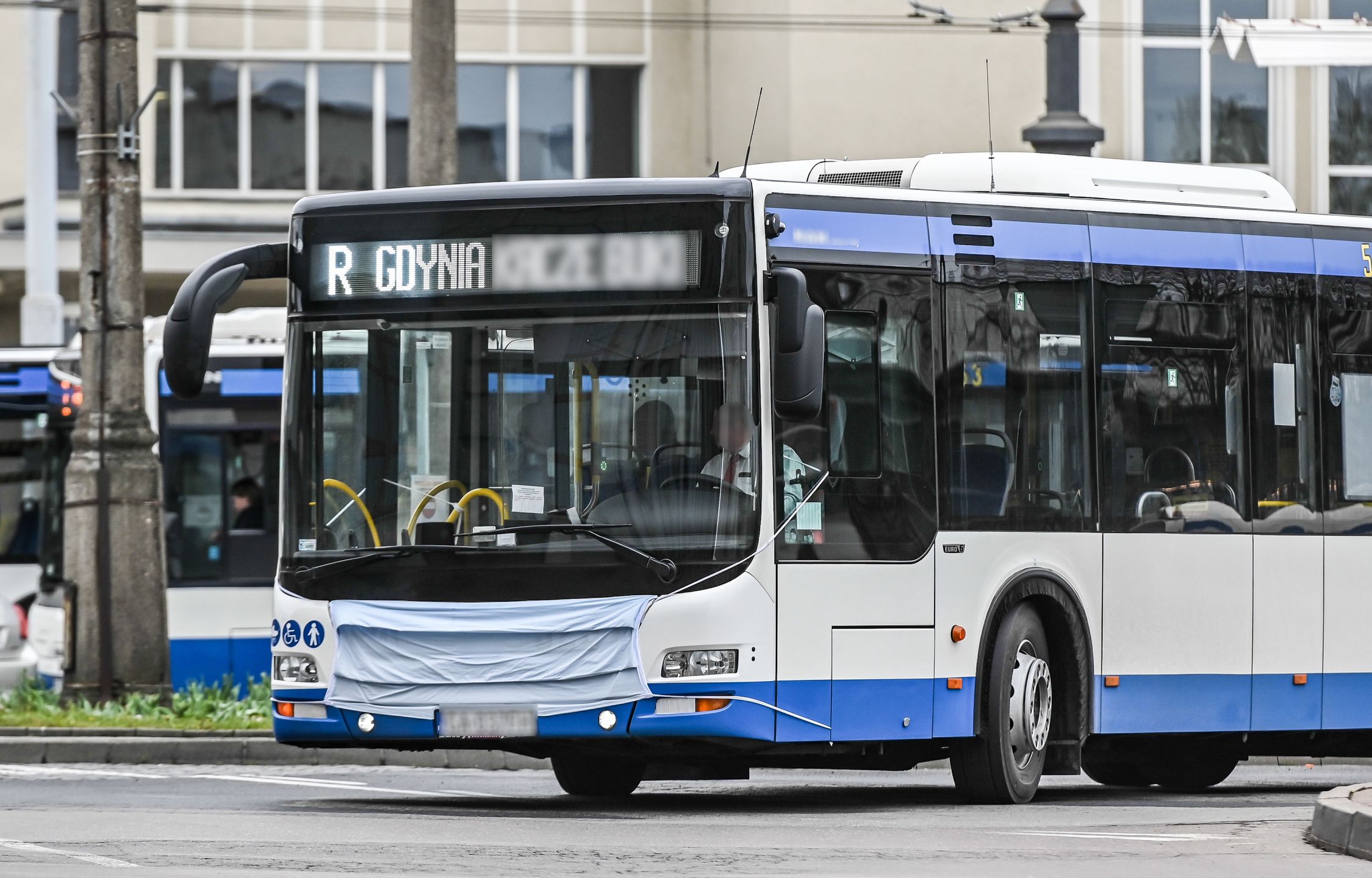 Kierowca autobusu zatrzymany. Wpadł podczas rutynowej kontroli