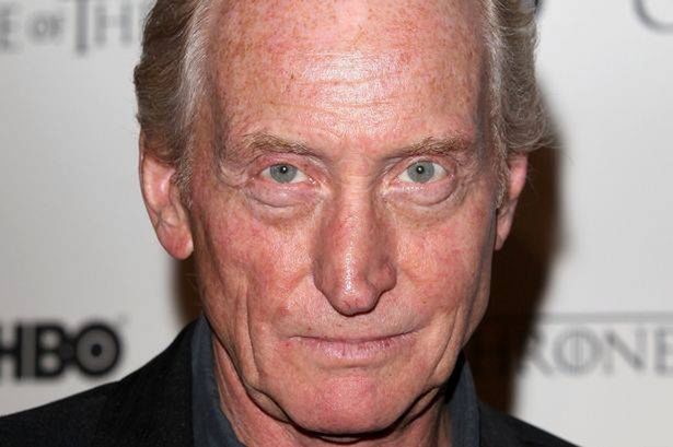 Aktor ma już jednak ojcowskie doświadczenie, ponieważ owocem poprzedniego małżeństwa jest dwoje dzieci - Oliver i Rebecca