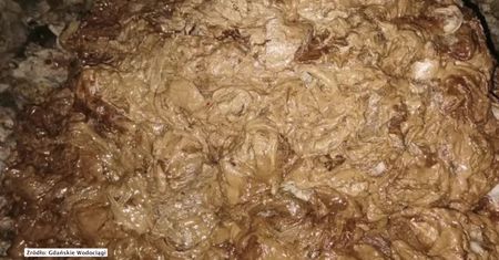 Prawie 15 ton gęstej mazi w gdańskich wodociągach. Prokuratura szuka sprawcy