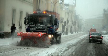 Warunki na drogach: W dolnośląskim paraliż na drogach