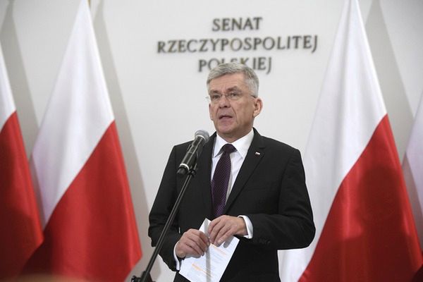 Kryzys w parlamencie. Stanisław Karczewski przyznaje: popełniliśmy błąd komunikacyjny. Cena jest zbyt duża