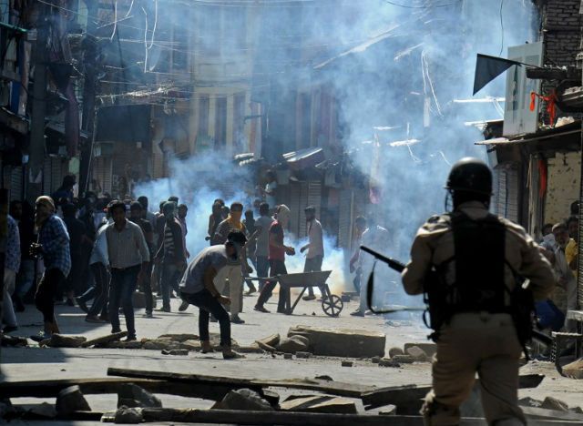 Za konflikt Pakistanu z Indiami płacą mieszkańcy Kaszmiru