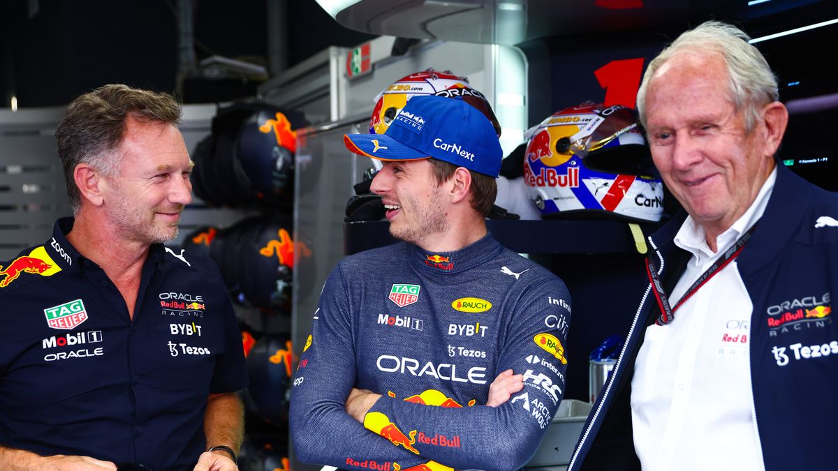 od lewej Christian Horner, Max Verstappen i Helmut Marko