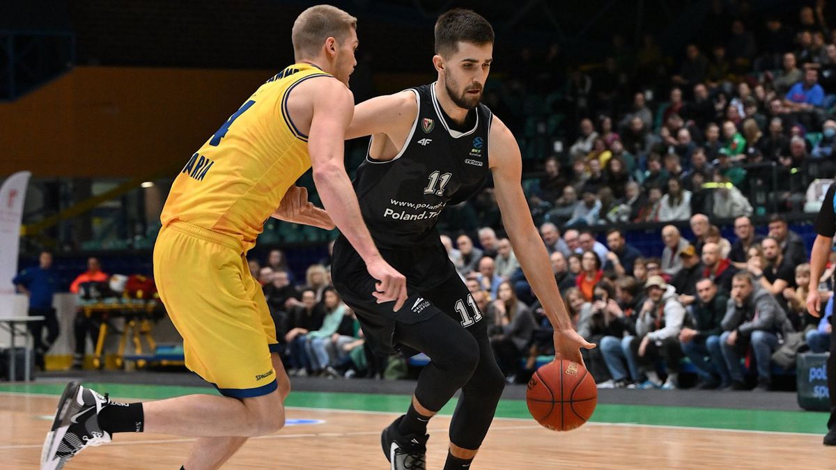 PAP / Maciej Kulczyński / Na zdjęciu: Dusan Miletic (P) i Ben Lammers (L) 