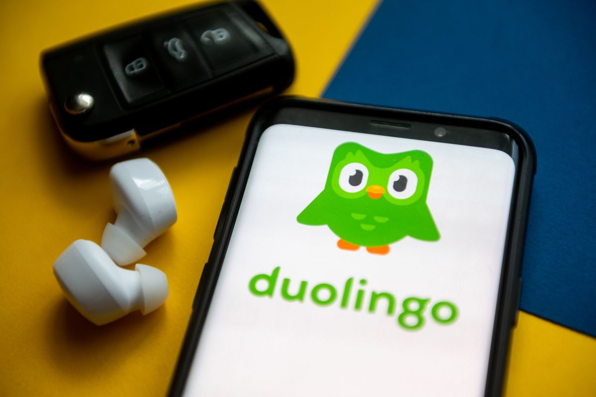 POLAND - 2022/02/01: In this photo illustration a Duolingo logo seen displayed on a smartphone. (Photo Illustration by Mateusz Slodkowski/SOPA Images/LightRocket via Getty Images)