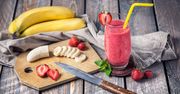 Smoothie truskawkowo-bananowe z lodem i niskotłuszczowym jogurtem
