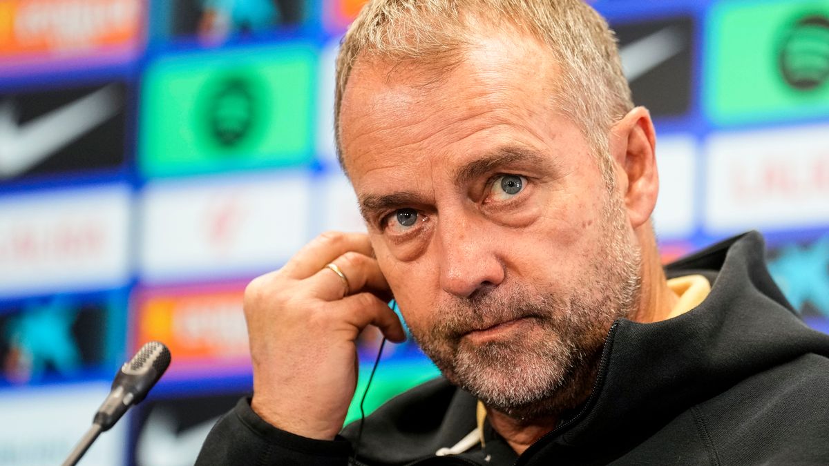 PAP/EPA / PAP/EPA/ENRIC FONTCUBERTA / Hansi Flick podał skład na mecz z Mallorką