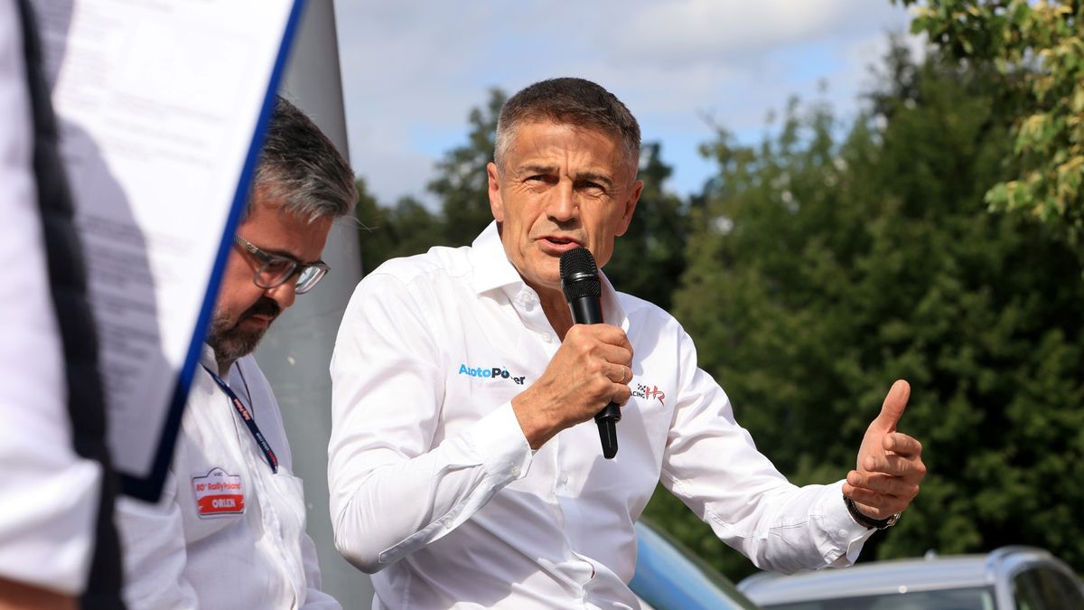 Materiały prasowe / rajdpolski.pl / Na zdjęciu: Krzysztof Hołowczyc