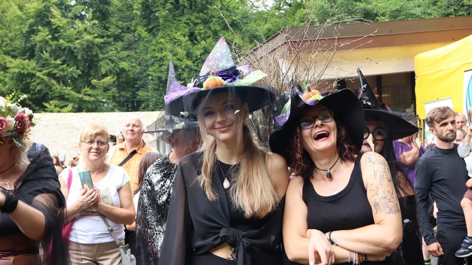 XIV Zlot Wiedźm i Czarownic na Zamku Lipowiec w Babicach