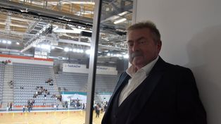 Nowy menedżer Areny Jaskółki ma pomysł na ożywienie hali w Mościcach, by zarabiała na siebie. "Uciekam przed konkurencją, a nie gonię jej"