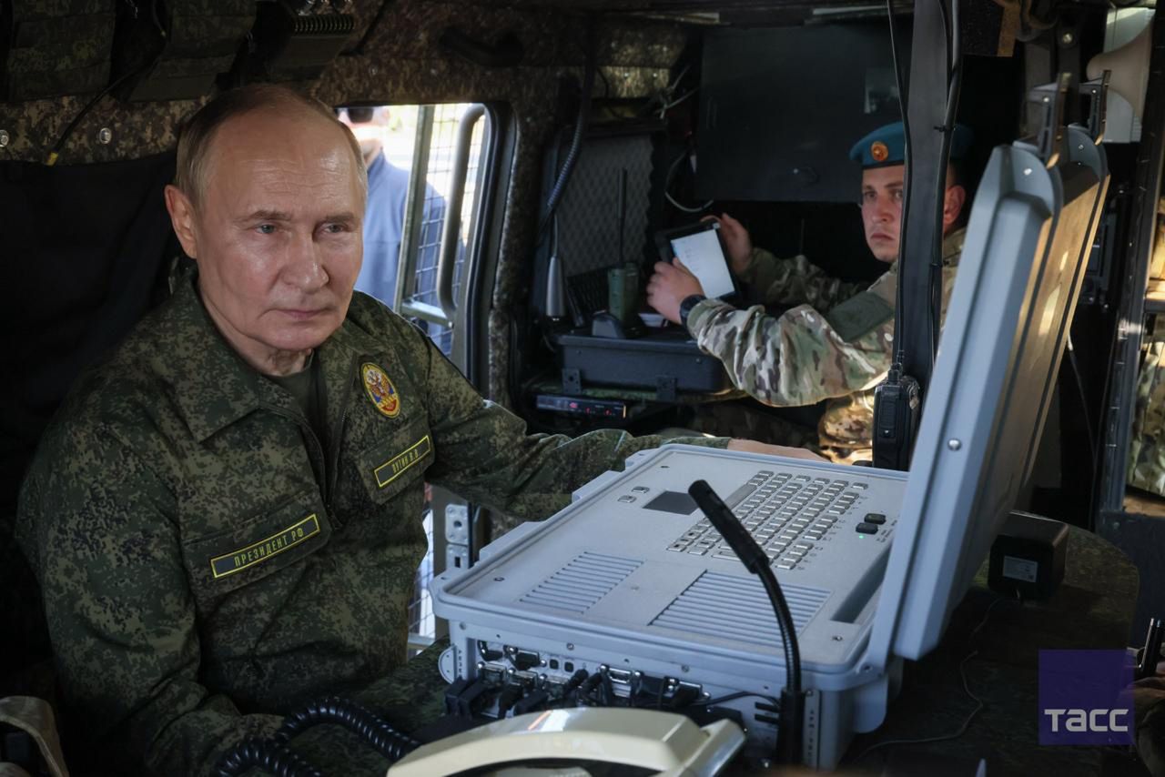 Władimir Putin na manewrach Zapad-2025