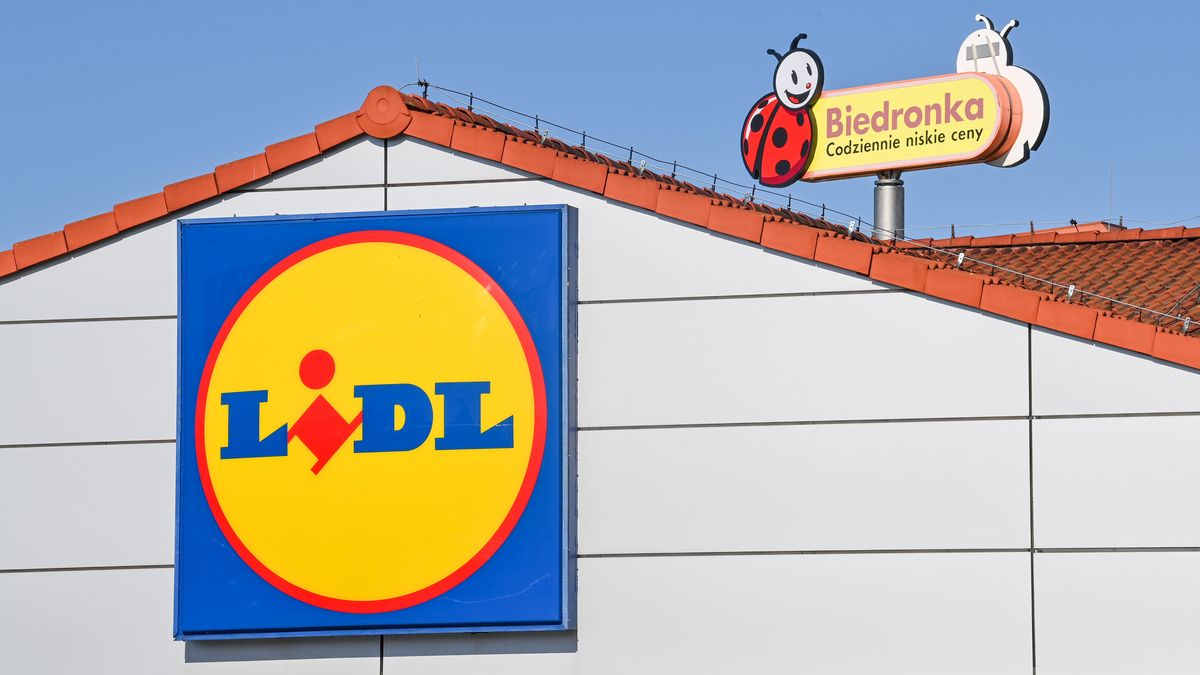 Dyskonty walczą o klientów niskimi cenami