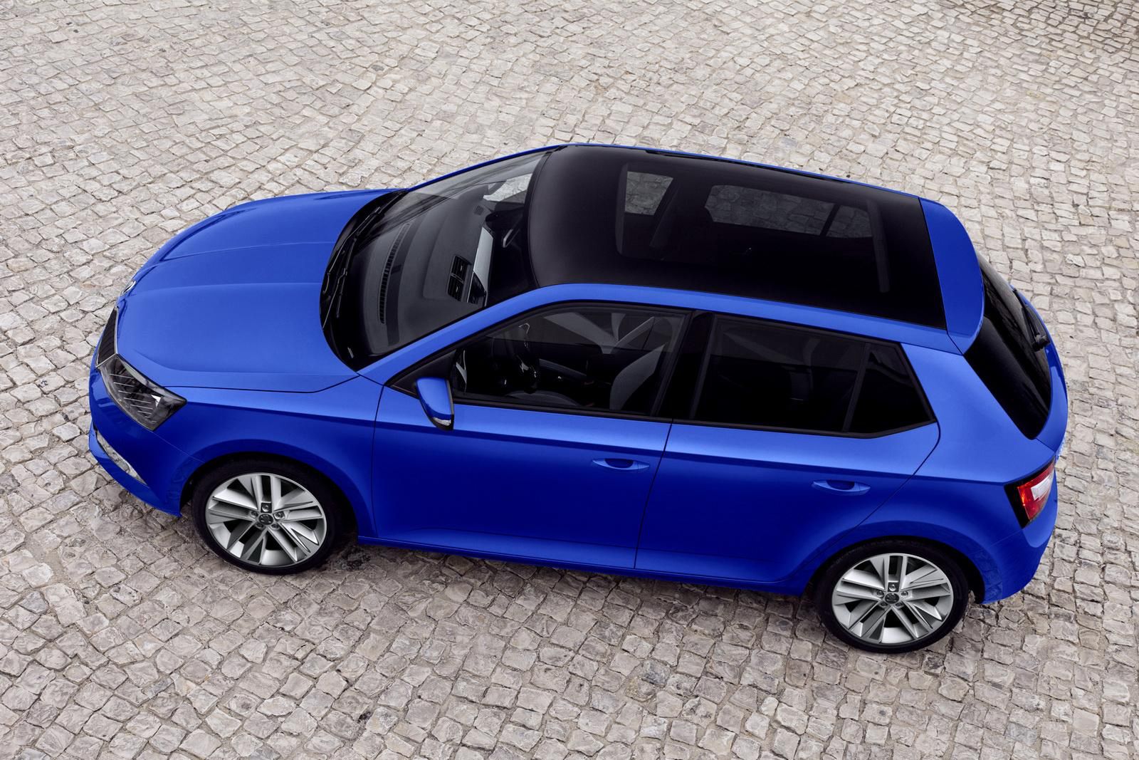 Nowa Škoda Fabia w obszernej galerii zdjęć 28