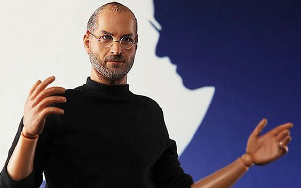 Realistyczna figurka Steve'a Jobsa szokuje świat [zdjęcia]