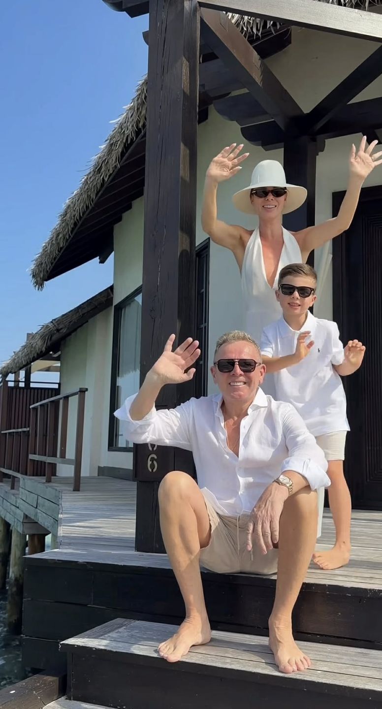 Izabela Janachowska z rodzinką pozdrawia z rajskich wakacji