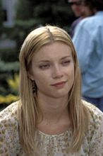 ''An Unkindness Of Ravens'': Amy Smart w czarnej komedii