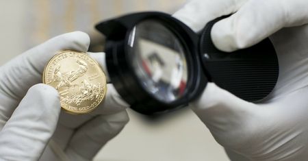 Szarża metali szlachetnych. Złoto, platyna i srebro przebijają kolejne sufity