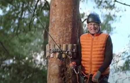 Robert Górski i Mikołaj Cieślak zjeżdżają na linie w reklamie Orange na kartę (wideo)