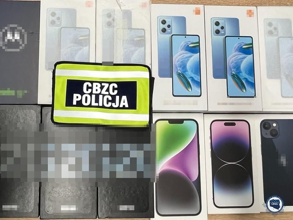 pudełka telefonów