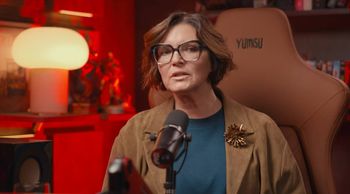 Ilona Felicjańska wspomina przemocowy związek: "Dostałam przepiękne życie z tym człowiekiem, tylko było tak DESTRUKCYJNE, że o mało nie UMARŁAM