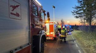 Szymbark: Wjechał w grupę ludzi i uciekł. Kierowca i pasażer usłyszeli wyrok