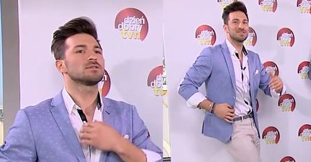 Maślak uczy, jak pozować na ściance: "Można pozować w stylu egipskim. Nogi: jedna do przodu..."