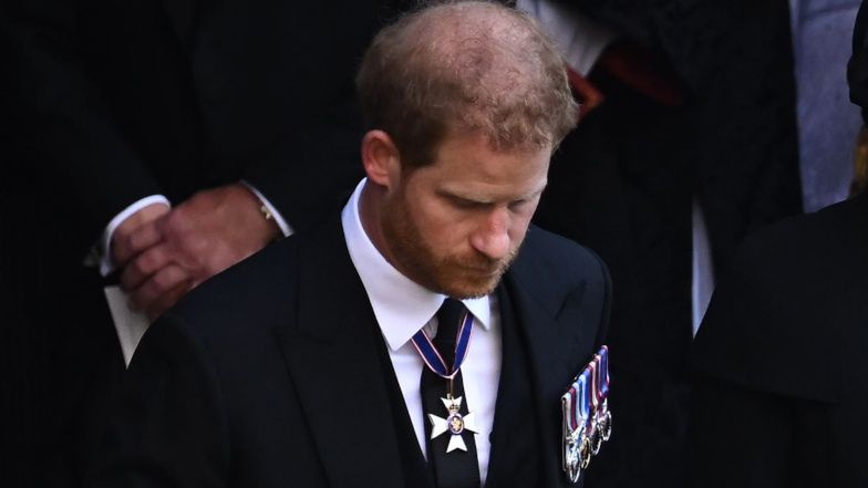 Książę Harry jako ostatni dowiedział się o śmierci królowej Elżbiety?