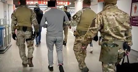 Z Polski do Szwecji. Przemycali amfetaminę w butelkach po alkoholu