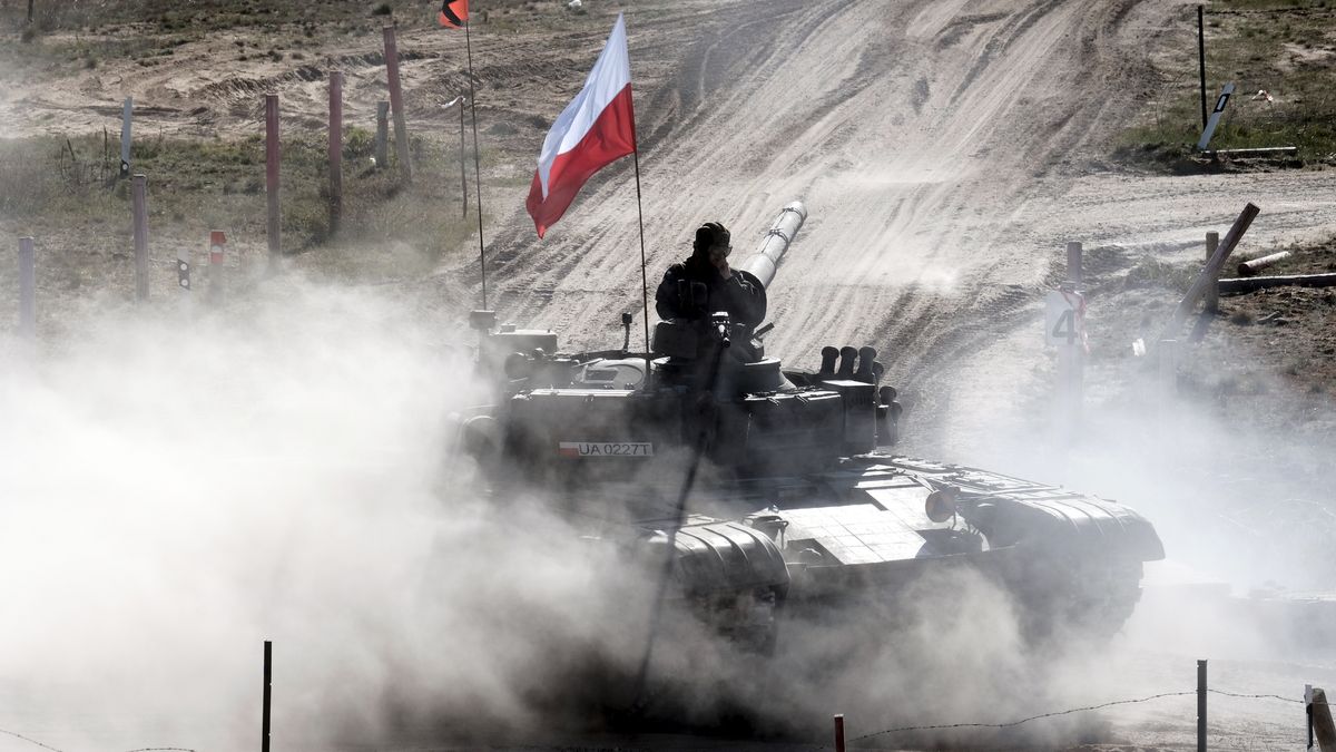 Polish soldiers in a tank participate in the Canadian Army Trophy (CAT) tank competition at Adazi Military Base, Latvia, 03 May 2024. The 'CAT 24' competition was held this year with crews from tank and combat vehicle units of Italy, Canada, Great Britain, Norway, Poland, Spain, and Germany. The exerciseĂ�aimed to work on unit tactics, techniques, and procedures, as well as sharing experiences to strengthen the integration and firepower of NATO allies. The competition was previously part of the 'Iron Spear' military exercise but has now regained its historical name. The winners of the competition will be awarded a special trophy. Canada leads NATO's extended presence battle group in Latvia, which currently consists of more than 1,900 soldiers from Albania, Canada, the Czech Republic, Iceland, Italy, Montenegro, North Macedonia, Poland, Slovakia, Slovenia, and Spain who serve alongside domestic armed forces on a rotating basis. EPA/VALDA KALNINA Dostawca: PAP/EPA.