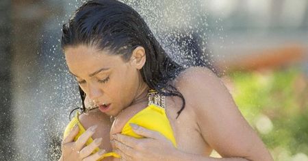 Vicky Pattison pochwaliła się nową sylwetką w skąpym bikini